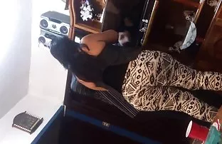 XXX پور داستان سوسی تصویری پوششی تقویم