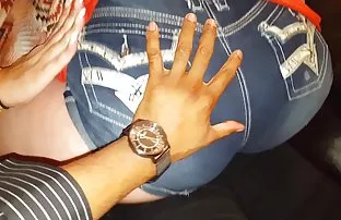 XXX پیچ و مهره ای به داستان تصویری سوپر عضو