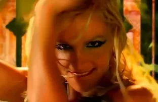 XXX بدسم, ژاپنی, همراه با تزریق داستان تصویری پورن