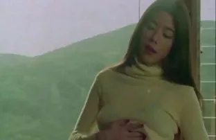 XXX یک دختر جوان با میل و داستانهای سکسی مصور رغبت می دهد کار ضربه